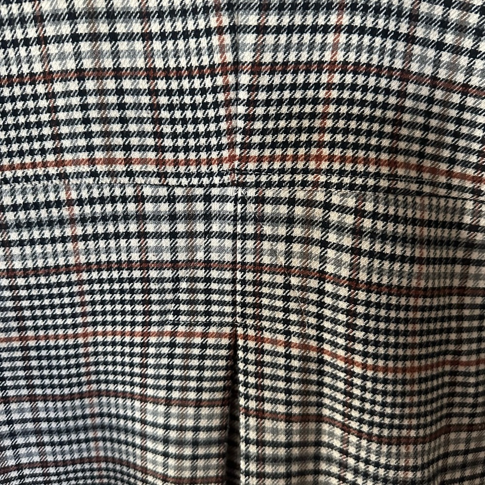 Gorgeous H&M Houndstooth Coat - Picture 5 of 9